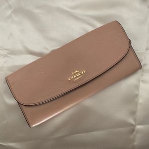 Authentic Coach Nude Pink Wallet